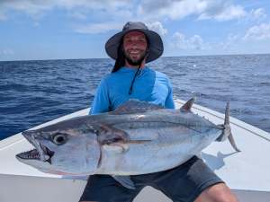 Healthy Seychelles Dogtooth Tuna boated on a Hamachi XOS GT'n'Doggie PE5-13 speed jig rod